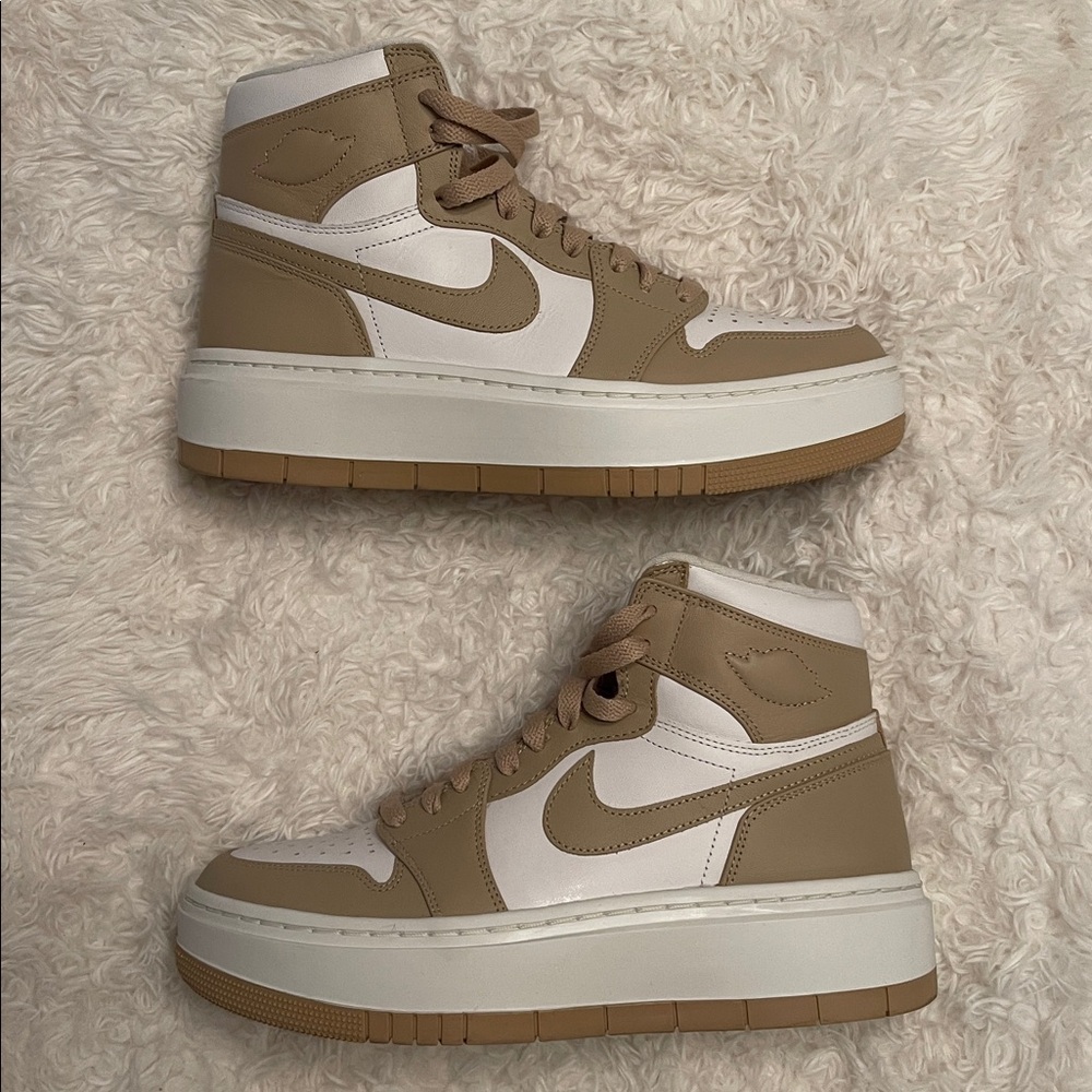 Women’s Platform Nike Air Jordan 1 Elevate High